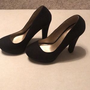 Black heel 5 1/2